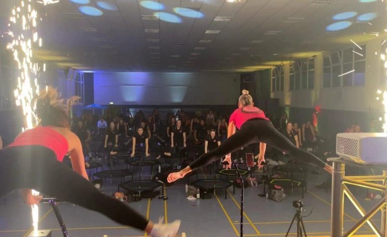 Jumping Fitness Party Vol. III