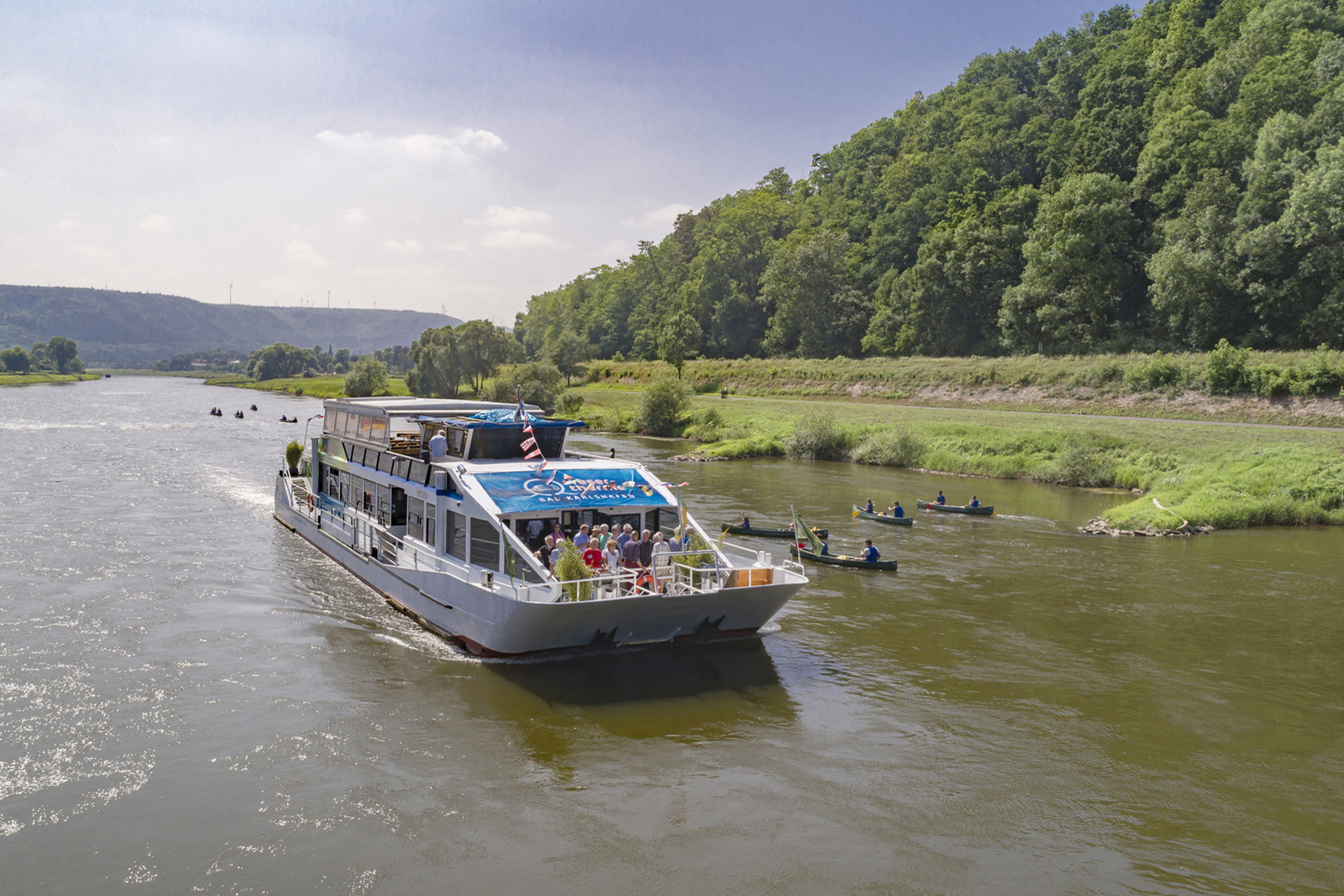 Rundfahrten mit dem Weserschiff "Hessen"
